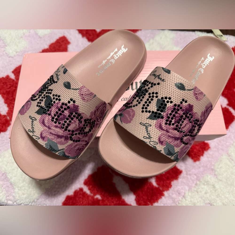 Juicy Couture Slip on